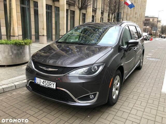 Крайслер Pacifica, об'ємом двигуна 3.61 л та пробігом 145 тис. км за 21571 $, фото 1 на Automoto.ua