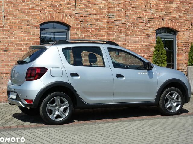 Дачія Sandero StepWay, об'ємом двигуна 1 л та пробігом 113 тис. км за 8186 $, фото 3 на Automoto.ua