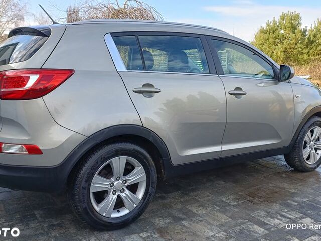 Киа Sportage, объемом двигателя 1.69 л и пробегом 219 тыс. км за 8207 $, фото 5 на Automoto.ua