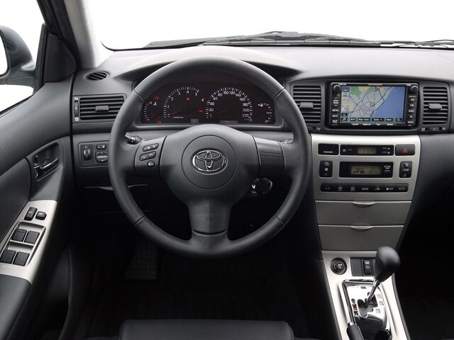 Тойота Королла, Хэтчбек 2001 - 2007 Hatch (E12) 1.6 i 16V