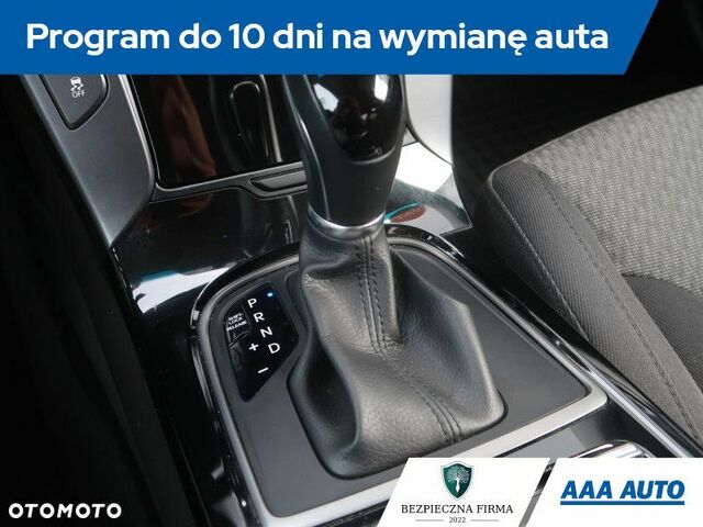 Хендай і40, об'ємом двигуна 1.69 л та пробігом 129 тис. км за 12527 $, фото 18 на Automoto.ua