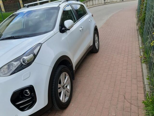 Кіа Sportage, об'ємом двигуна 1.59 л та пробігом 87 тис. км за 16307 $, фото 25 на Automoto.ua