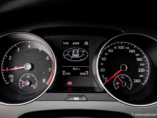 Фольксваген Гольф Спортсван 2018 в Европе на Automoto.ua Серый Фольксваген Гольф Спортсван, объемом двигателя 1 л и пробегом 62 тыс. км за 16950 $, фото 11 на Automoto.ua