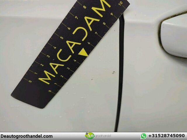 Фольксваген ID.3 2020 в Европе на Automoto.ua Белый Фольксваген ID.3, объемом двигателя 0 л и пробегом 146 тыс. км за 14762 $, фото 21 на Automoto.ua