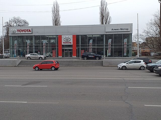 Купить новое авто Toyota в Днепре (Днепропетровске) в автосалоне "Almaz Motor" | Фото 2 на Automoto.ua