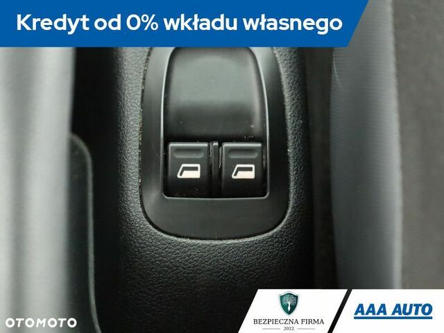 Пежо 206, об'ємом двигуна 1.12 л та пробігом 57 тис. км за 2808 $, фото 12 на Automoto.ua