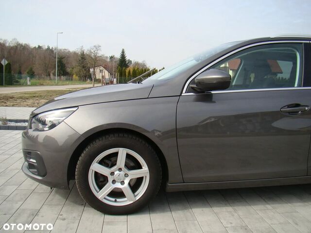 Пежо 308, об'ємом двигуна 1.5 л та пробігом 62 тис. км за 11618 $, фото 5 на Automoto.ua