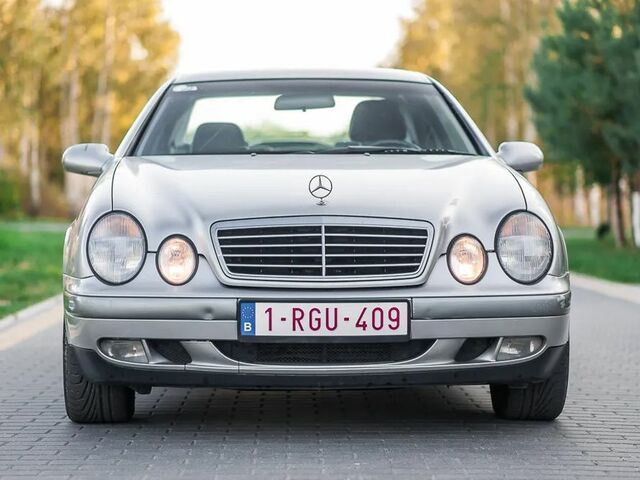 Мерседес ЦЛК-Клас 1997 у Європі на Automoto.ua Сірий Мерседес ЦЛК-Клас, об'ємом двигуна 2.3 л та пробігом 173 тис. км за 15900 $, фото 1 на Automoto.ua