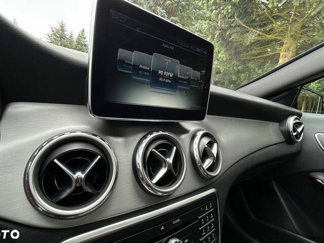 Мерседес ГЛА-Клас 2016 у Європі на Automoto.ua Сірий Мерседес ГЛА-Клас, об'ємом двигуна 1 л та пробігом 110 тис. км за 21550 $, фото 10 на Automoto.ua