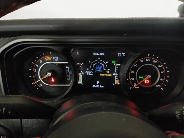 Джип Вранглер 2024 в Европе на Automoto.ua Белый Джип Вранглер, объемом двигателя 2 л и пробегом 50 тыс. км за 59503 $, фото 4 на Automoto.ua