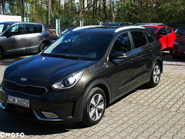 Киа Niro, объемом двигателя 1.58 л и пробегом 182 тыс. км за 12873 $, фото 23 на Automoto.ua