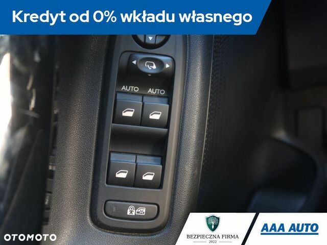 Сітроен С3, об'ємом двигуна 1.2 л та пробігом 83 тис. км за 6479 $, фото 12 на Automoto.ua