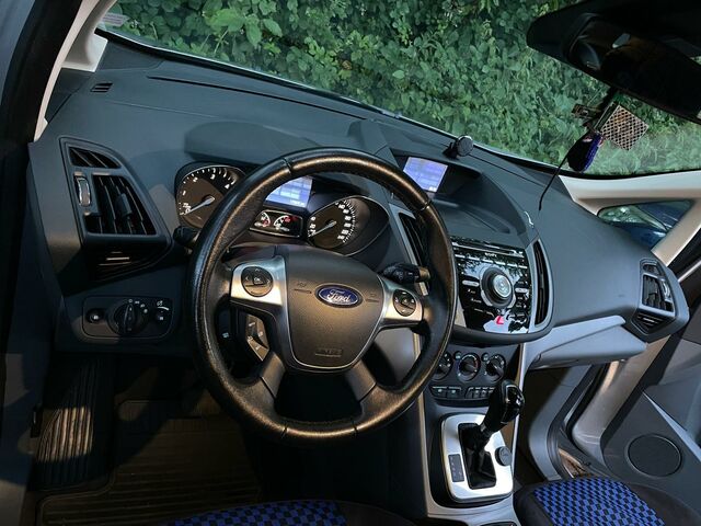 Форд Сі-Макс 2014 у Європі на Automoto.ua Сірий Форд Сі-Макс, об'ємом двигуна 0 л та пробігом 185 тис. км за 8200 $, фото 4 на Automoto.ua