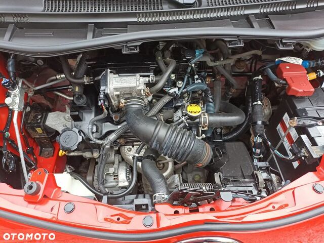 Тойота АйКью, объемом двигателя 1 л и пробегом 180 тыс. км за 3629 $, фото 4 на Automoto.ua