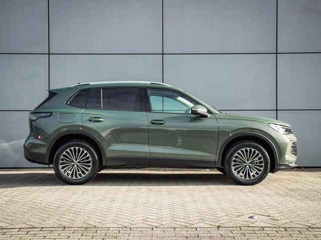 Фольксваген Тігуан 2025 у Європі на Automoto.ua Зелений Фольксваген Тігуан, об'ємом двигуна 1.5 л та пробігом 1 тис. км за 57165 $, фото 2 на Automoto.ua