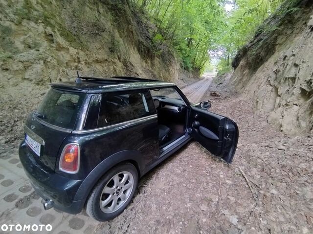 Міні Cooper, об'ємом двигуна 1.6 л та пробігом 195 тис. км за 3348 $, фото 8 на Automoto.ua