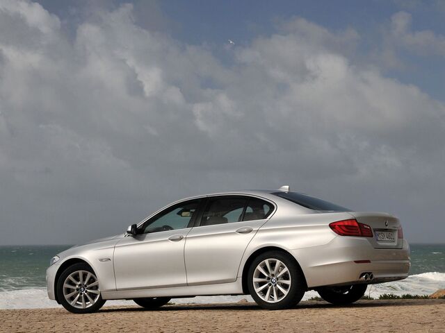 БМВ 5 Серія, Седан 2010 - н.в. 528i xDrive (F10)