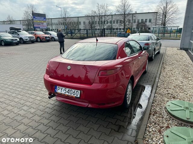 Альфа Ромео GT, об'ємом двигуна 1.97 л та пробігом 150 тис. км за 2354 $, фото 2 на Automoto.ua