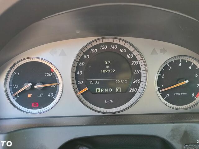 Мерседес Ц-Клас 2007 у Європі на Automoto.ua Сірий Мерседес Ц-Клас, об'ємом двигуна 1 л та пробігом 110 тис. км за 8451 $, фото 26 на Automoto.ua