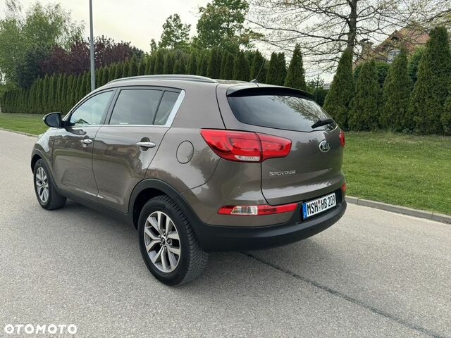 Кіа Sportage, об'ємом двигуна 1.59 л та пробігом 173 тис. км за 10778 $, фото 23 на Automoto.ua