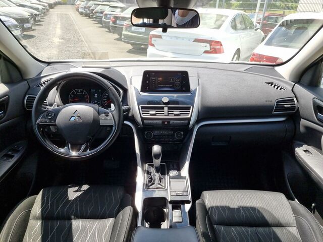 Мицубиси Eclipse Cross 2018 в Европе на Automoto.ua Мицубиси Eclipse Cross, объемом двигателя 1.5 л и пробегом 88 тыс. км за 16990 $, фото 8 на Automoto.ua