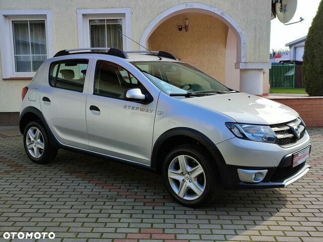 Дачія Sandero StepWay, об'ємом двигуна 0.9 л та пробігом 143 тис. км за 6436 $, фото 23 на Automoto.ua