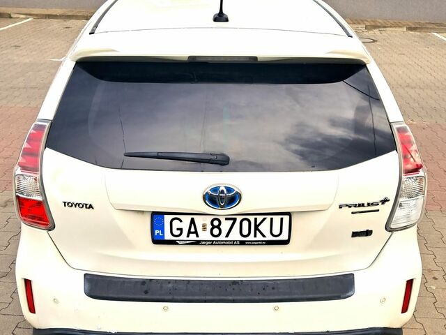 Тойота Prius Plus, об'ємом двигуна 1.8 л та пробігом 267 тис. км за 14017 $, фото 4 на Automoto.ua