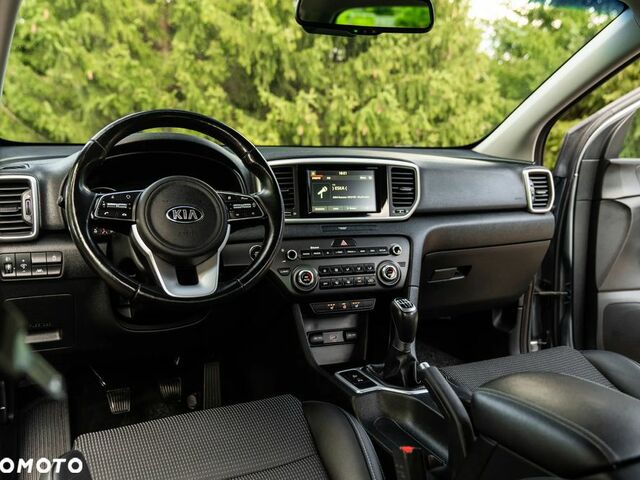 Киа Sportage, объемом двигателя 1.59 л и пробегом 122 тыс. км за 17235 $, фото 27 на Automoto.ua