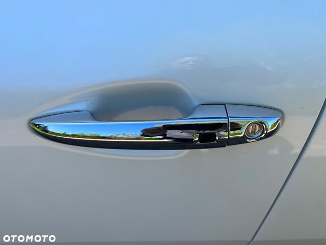Кіа Niro, об'ємом двигуна 1.58 л та пробігом 149 тис. км за 14017 $, фото 34 на Automoto.ua