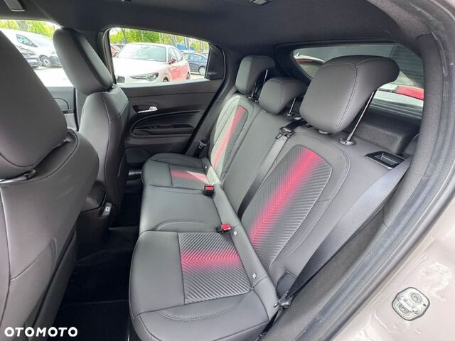 Альфа Ромео Джуниор 2025 в Европе на Automoto.ua Бежевый Альфа Ромео Джуниор, объемом двигателя 1 л и пробегом 1 тыс. км за 32906 $, фото 17 на Automoto.ua