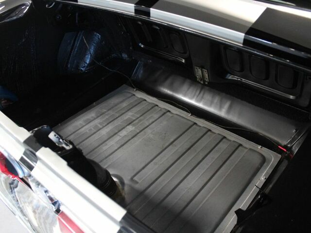 Черный Форд Мустанг, объемом двигателя 4.6 л и пробегом 45 тыс. км за 86006 $, фото 11 на Automoto.ua