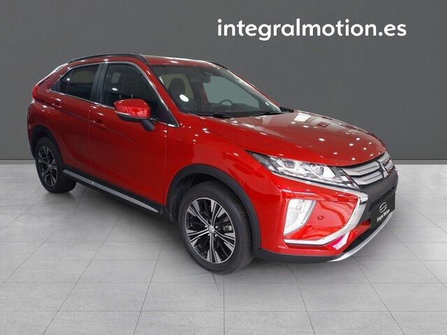 Мицубиси Eclipse Cross 2020 в Европе на Automoto.ua Красный Мицубиси Eclipse Cross, объемом двигателя 1.5 л и пробегом 29 тыс. км за 25795 $, фото 2 на Automoto.ua