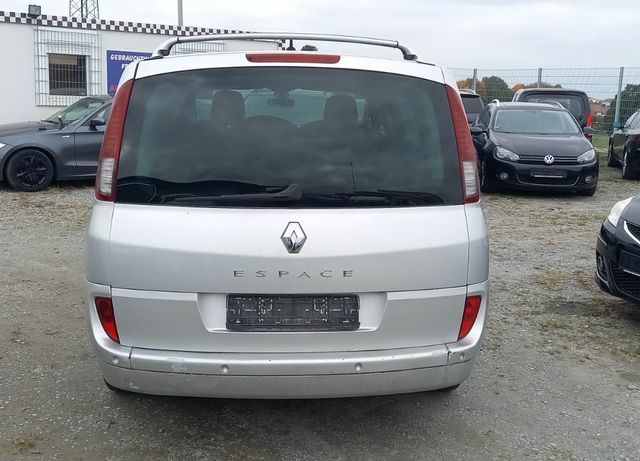 Рено Гранд Еспейс 2013 у Європі на Automoto.ua Сірий Рено Гранд Еспейс, об'ємом двигуна 2 л та пробігом 248 тис. км за 3216 $, фото 3 на Automoto.ua