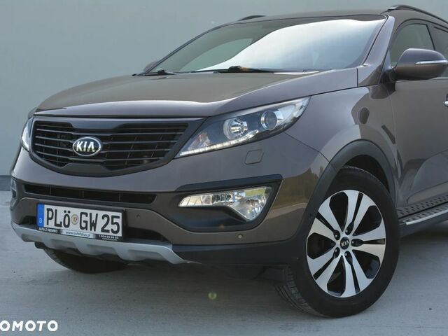 Кіа Sportage, об'ємом двигуна 2 л та пробігом 154 тис. км за 10778 $, фото 19 на Automoto.ua