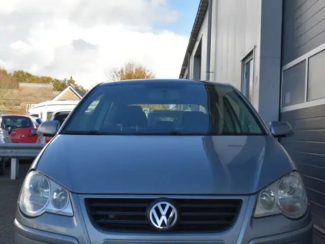 Фольксваген Поло 2006 у Європі на Automoto.ua Сірий Фольксваген Поло, об'ємом двигуна 1.39 л та пробігом 177 тис. км за 2861 $, фото 7 на Automoto.ua