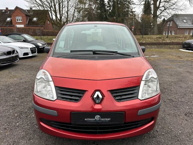 Рено Модус 2007 у Європі на Automoto.ua Червоний Рено Модус, об'ємом двигуна 1.15 л та пробігом 246 тис. км за 1472 $, фото 6 на Automoto.ua