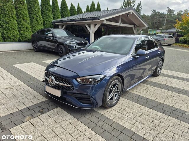 Мерседес Ц-Клас 2023 у Європі на Automoto.ua Синій Мерседес Ц-Клас, об'ємом двигуна 1 л та пробігом 32 тис. км за 23366 $, фото 1 на Automoto.ua
