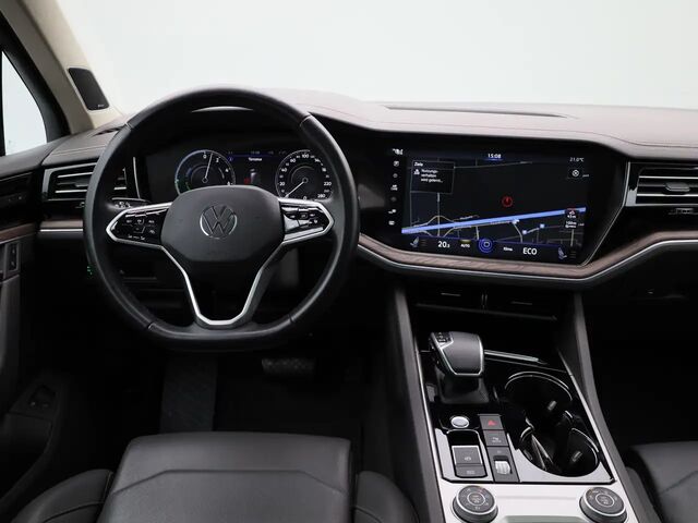 Фольксваген Туарег 2020 у Європі на Automoto.ua Чорний Фольксваген Туарег, об'ємом двигуна 3 л та пробігом 52 тис. км за 69944 $, фото 6 на Automoto.ua