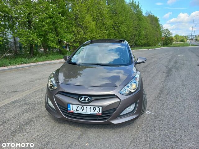 Хендай i30, объемом двигателя 1.58 л и пробегом 125 тыс. км за 6911 $, фото 35 на Automoto.ua