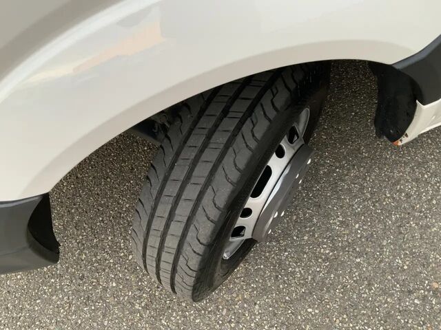 Фольксваген Крафтер 2011 в Европе на Automoto.ua Белый Фольксваген Крафтер, объемом двигателя 1.97 л и пробегом 194 тыс. км за 15470 $, фото 9 на Automoto.ua