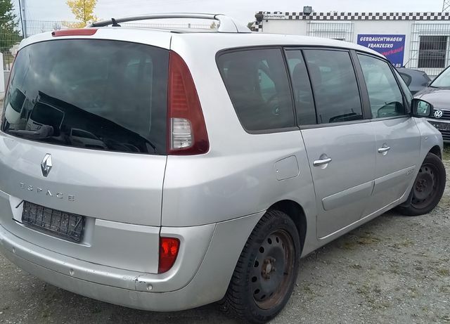 Рено Гранд Еспейс 2013 у Європі на Automoto.ua Сірий Рено Гранд Еспейс, об'ємом двигуна 2 л та пробігом 248 тис. км за 3216 $, фото 4 на Automoto.ua