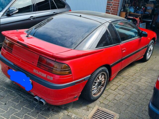 Мицубиси Эклипс 1994 в Европе на Automoto.ua Красный Мицубиси Эклипс, объемом двигателя 0 л и пробегом 412 тыс. км за 3333 $, фото 4 на Automoto.ua