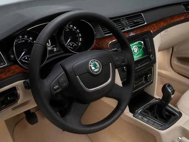 Шкода Суперб, Седан 2008 - н.в. II 2,0 TDI 4x4 (170)