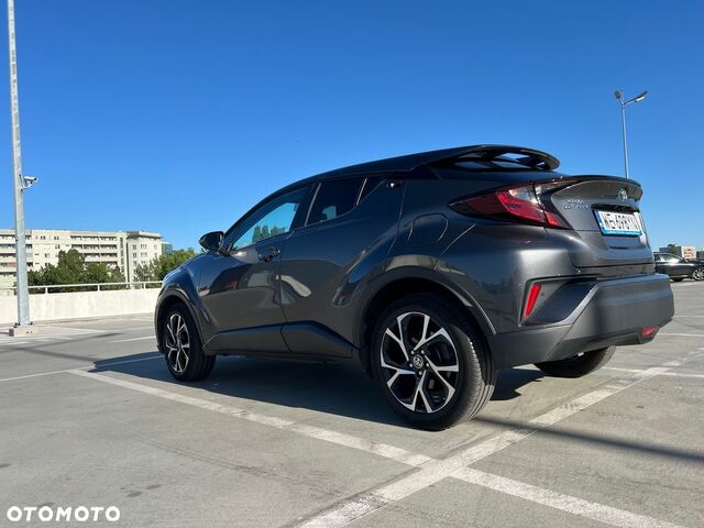 Тойота C-HR, объемом двигателя 1.2 л и пробегом 54 тыс. км за 17689 $, фото 2 на Automoto.ua