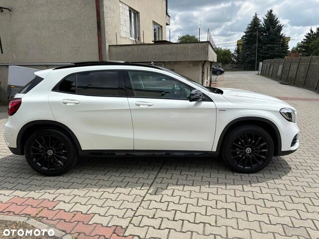 Мерседес ГЛА-Класс 2018 в Европе на Automoto.ua Белый Мерседес ГЛА-Класс, объемом двигателя 2.14 л и пробегом 137 тыс. км за 19783 $, фото 3 на Automoto.ua