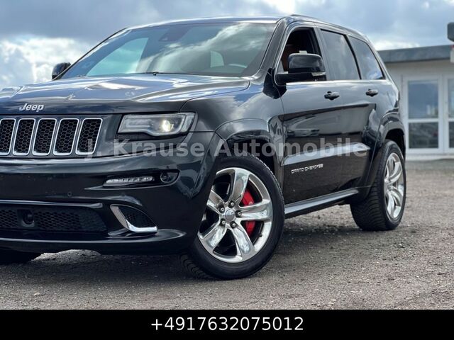 Чорний Джип Grand Cherokee, об'ємом двигуна 6.42 л та пробігом 90 тис. км за 32292 $, фото 28 на Automoto.ua