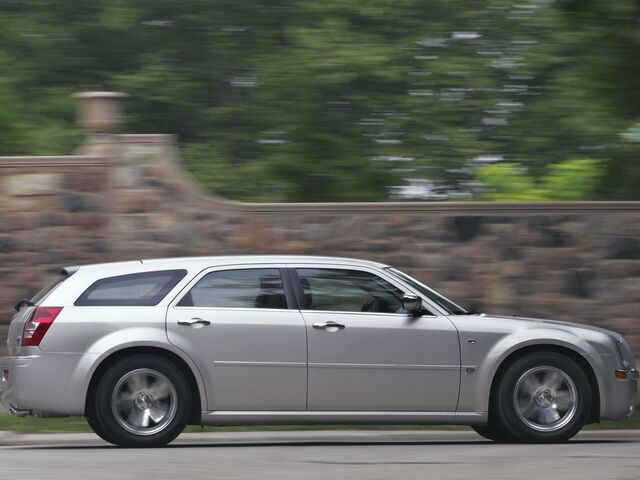 Крайслер 300, Універсал 2004 - н.в. Touring 3.0 24V CRD