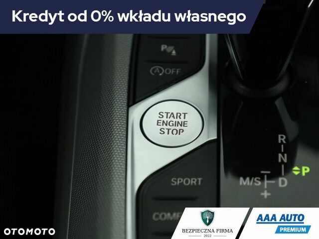 БМВ 3 Серія, об'ємом двигуна 2 л та пробігом 39 тис. км за 26566 $, фото 13 на Automoto.ua