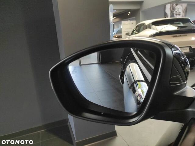 Альфа Ромео Джуниор 2025 в Европе на Automoto.ua Черный Альфа Ромео Джуниор, объемом двигателя 1 л и пробегом 6 тыс. км за 33681 $, фото 29 на Automoto.ua