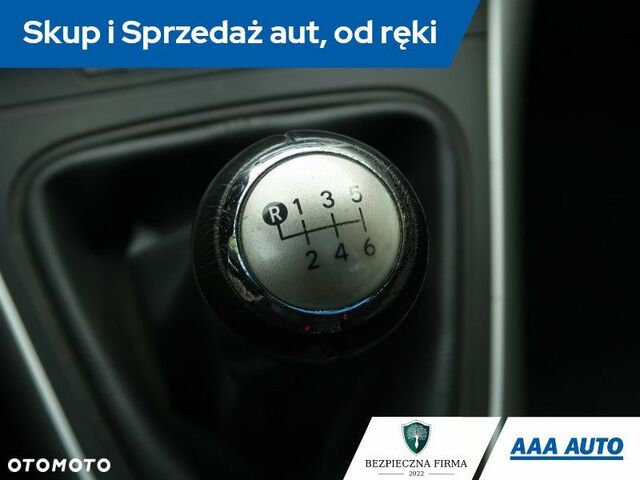 Тойота Ауріс, об'ємом двигуна 1.36 л та пробігом 155 тис. км за 5616 $, фото 13 на Automoto.ua